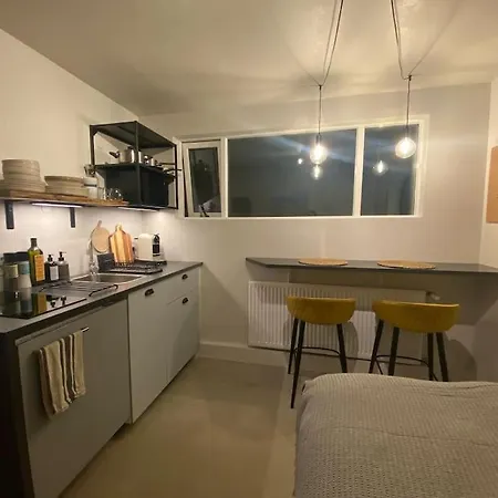 Cosy Tinyhouse Reykjavik Centrum Exterior photo
